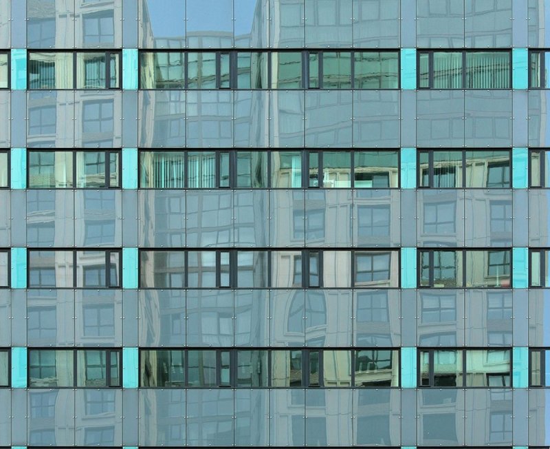 Остекление фасадов зданий