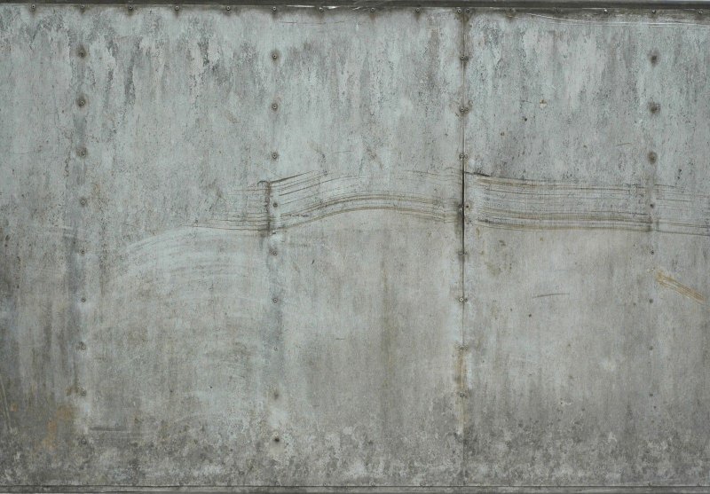 Старая металлическая стена