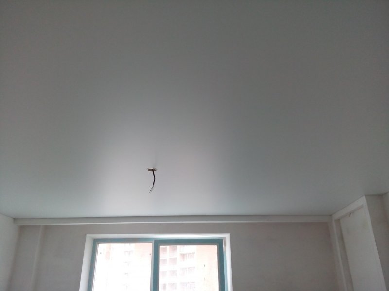 Сатиновый натяжной потолок