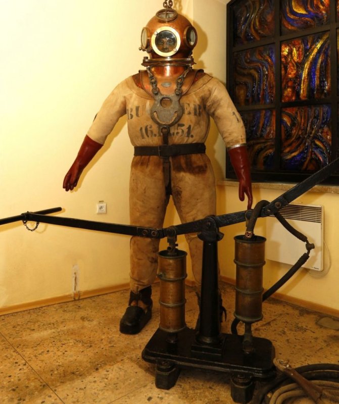 Водолазный костюм да Винчи