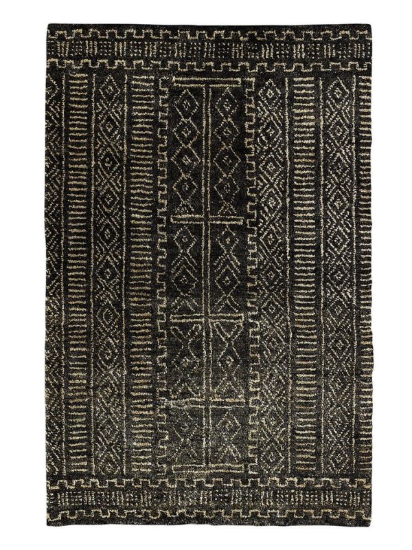 Ковер в этническом стиле