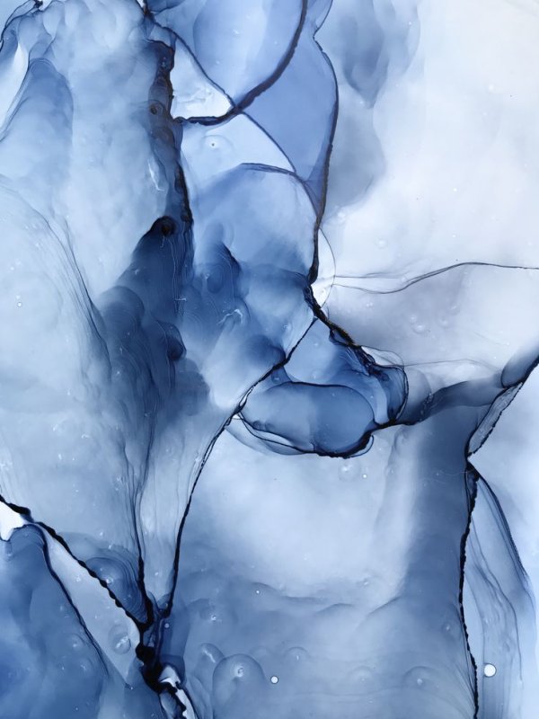 Голубые разводы