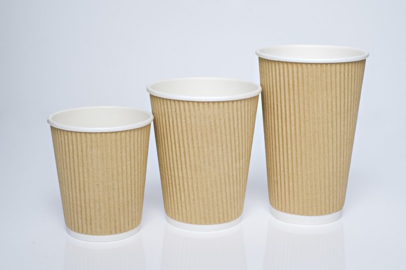 Одноразовые стаканы бумажные
