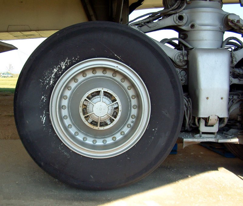 A330 main landing Gear Wheel