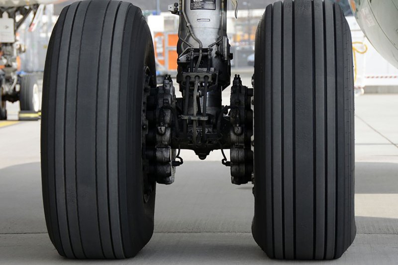 Шасси Боинг 777