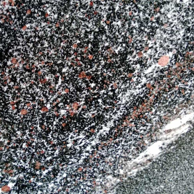 Гранатовый амфиболит гранит