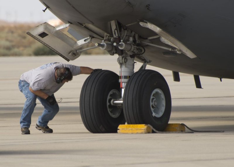 Колесо самолета