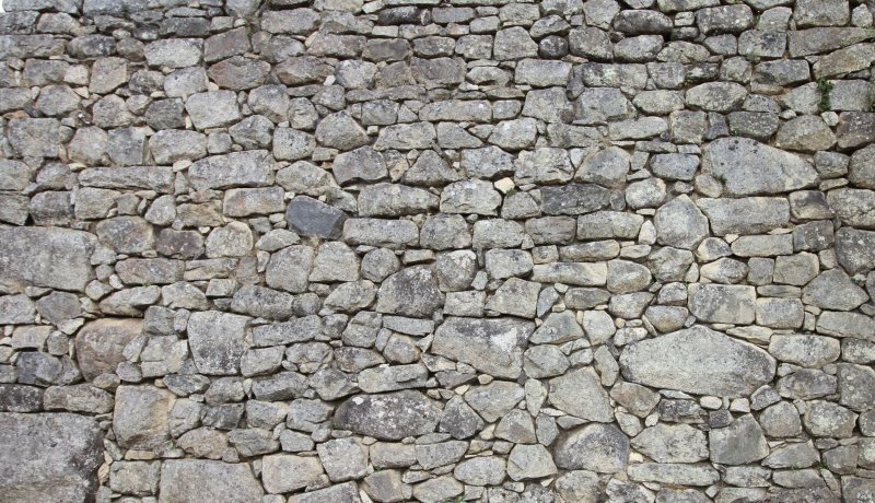 Старая каменная стена