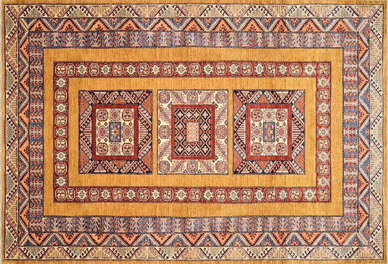 Ковер с орнаментом