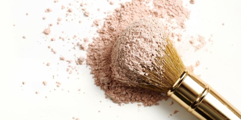 Рассыпанная пудра