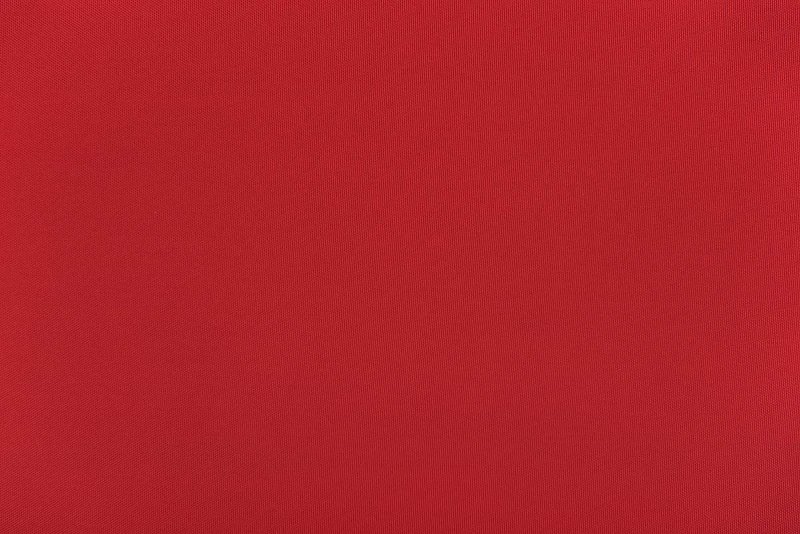 Яркий красный