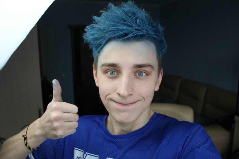 Блоггер а4 Влад