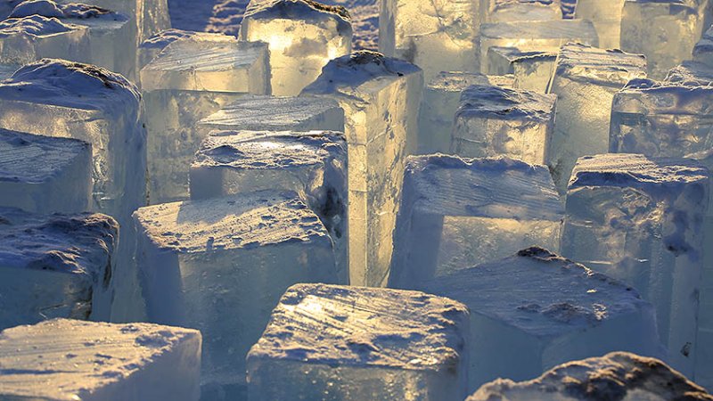 Ледяные кирпичи
