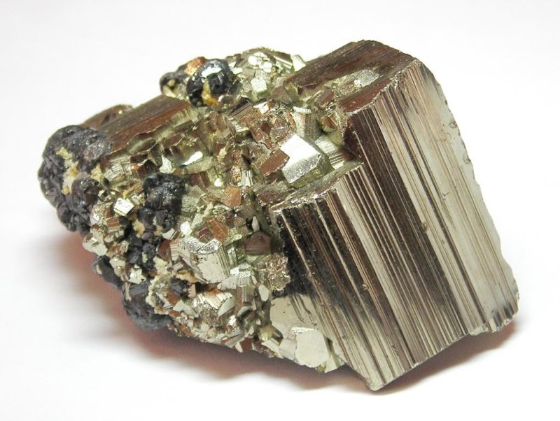 Пирит лимонит