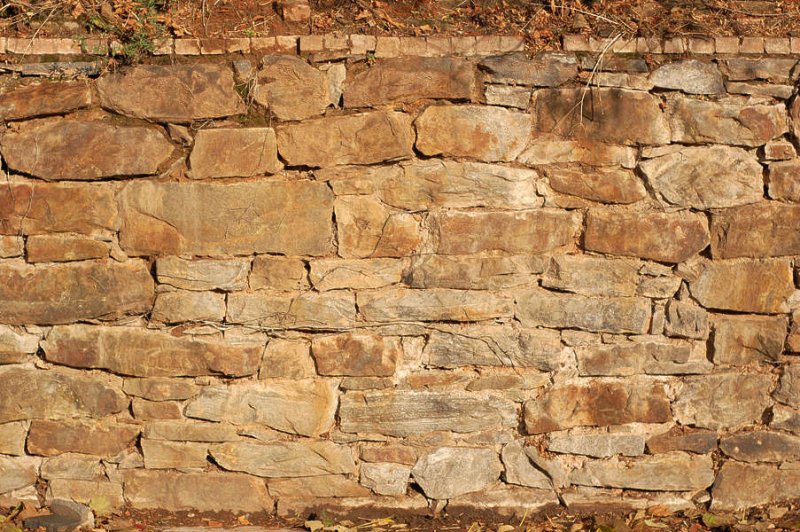Старинная каменная кладка