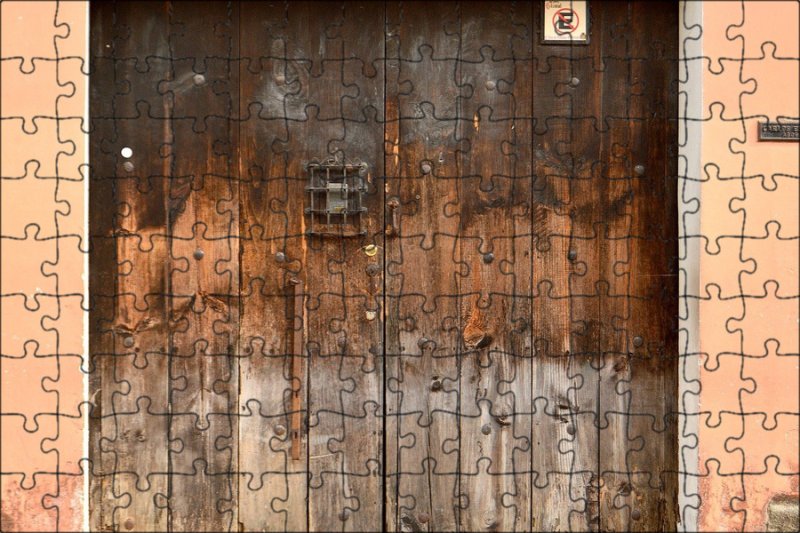 Старинная дверь