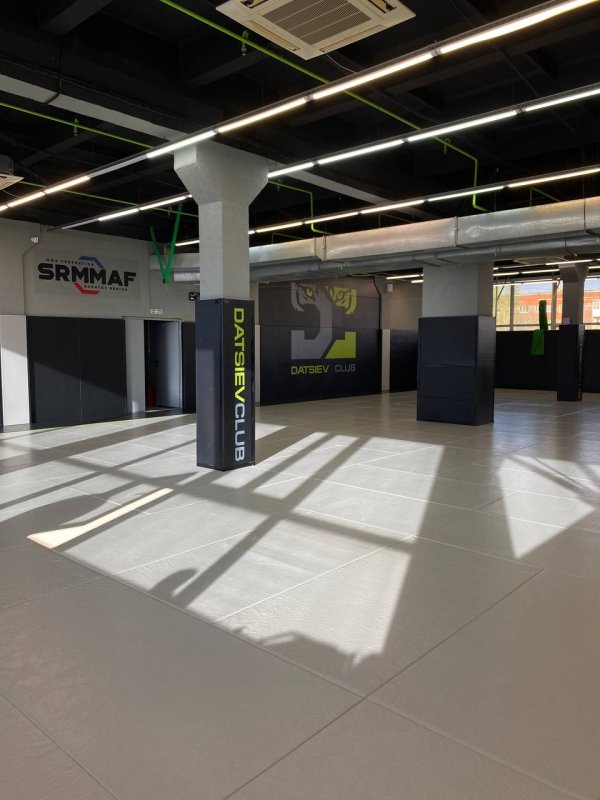 Datsiev Club Астраханская ул., 103 фото