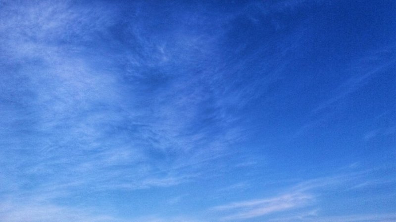 Безоблачное небо