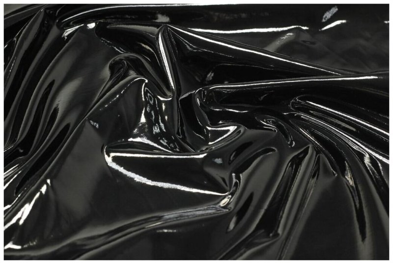 Лакированная искусственная кожа