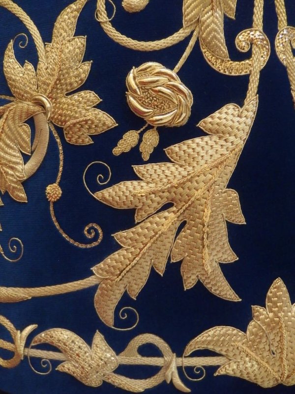 Испанское золотное шитье