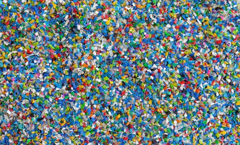 Фактура переработанного пластика