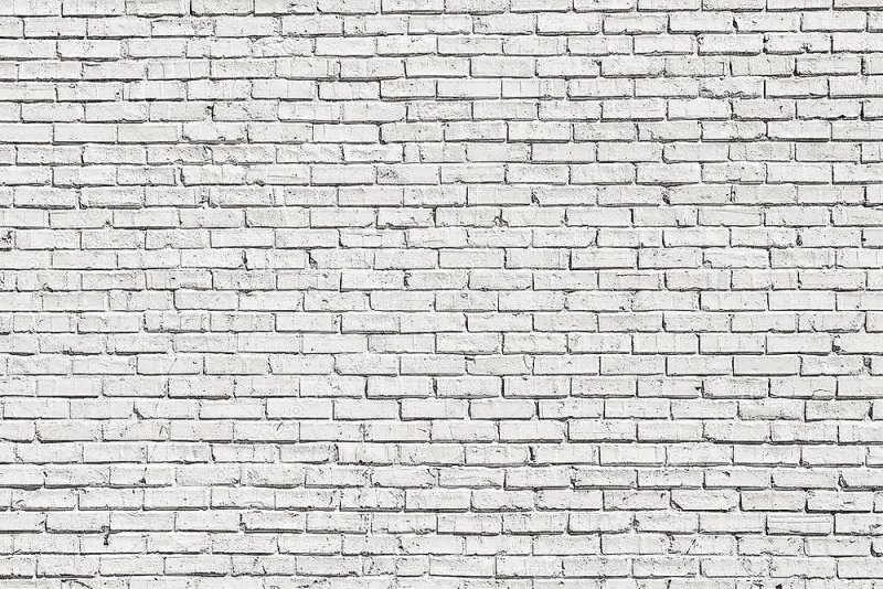 Белая кирпичная стена