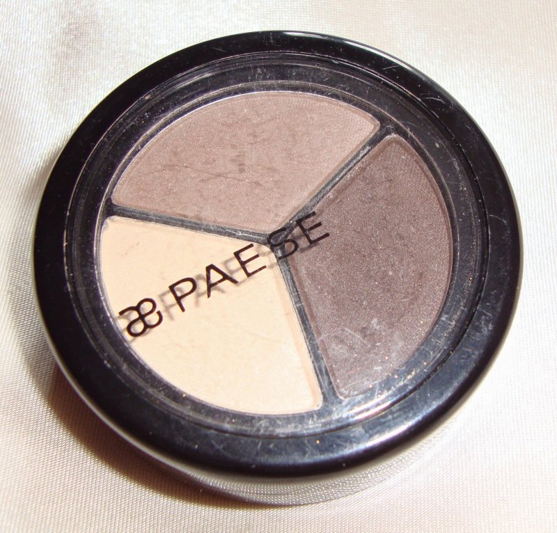 Бежевые сатиновые тени