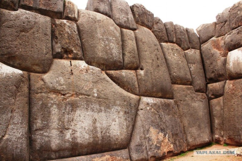 Мачу Пикчу мегалиты