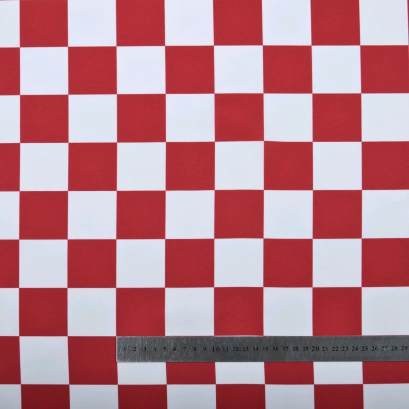 Ткань белая в красную клетку