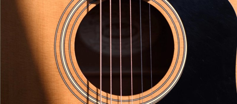 Нейлоновые струны