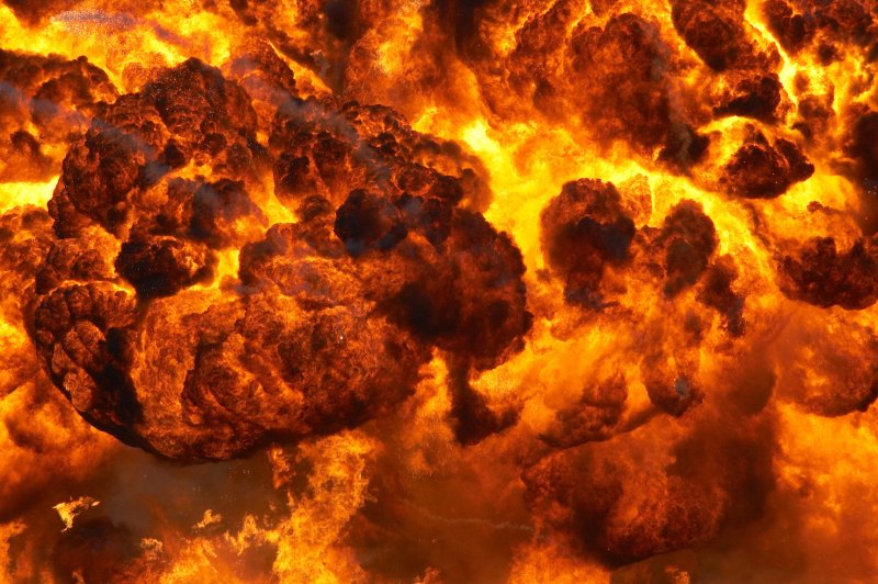 Огонь взрыв