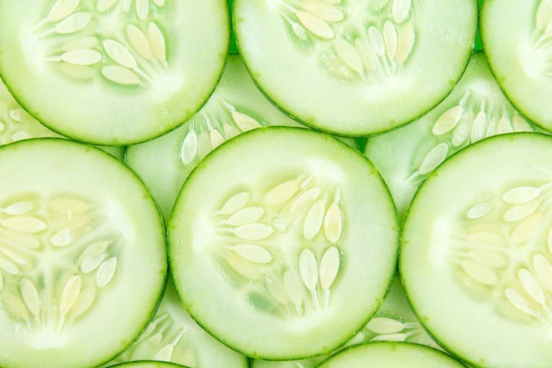 Огурцы фон
