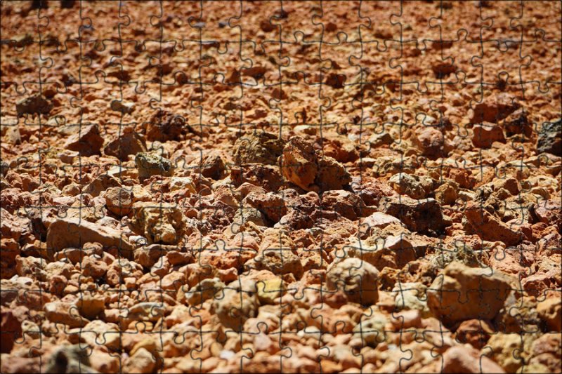 Рыжий песок