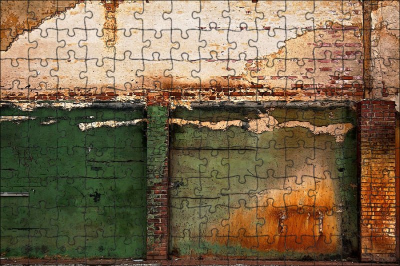 Грязная стена