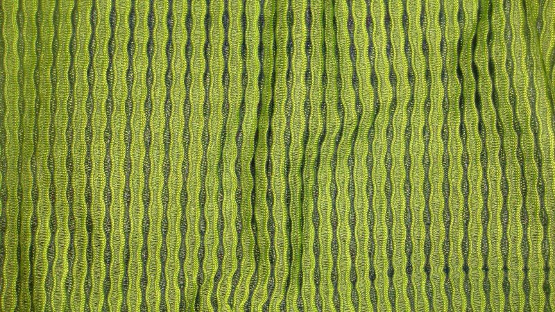 Вязаное полотно зеленое