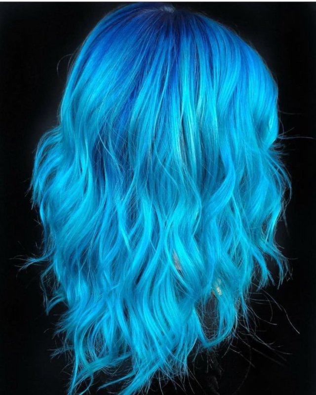 Бирюзовые волосы