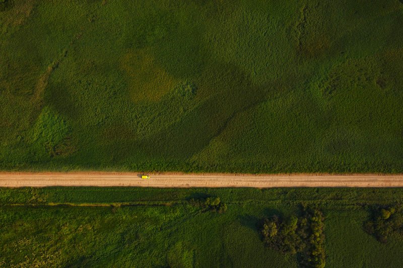 Поле вид сверху