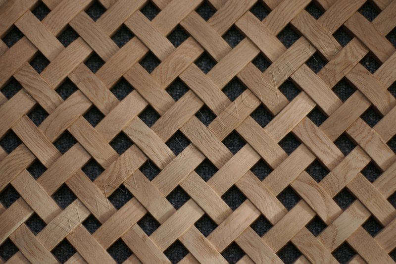 Плетеная деревянная решетка