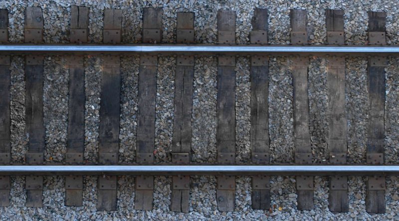 Фон рельс сбоку