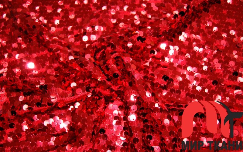 Малиновые пайетки