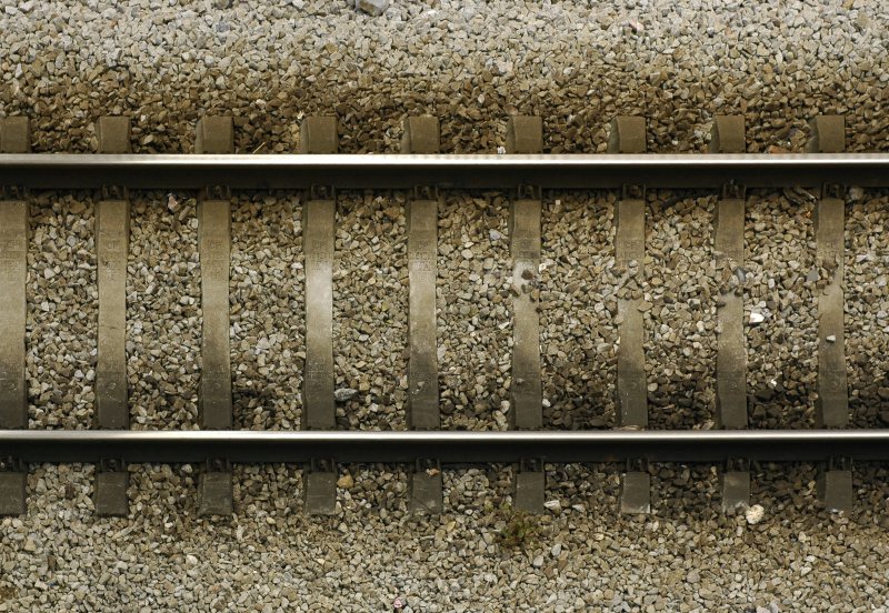 Фон рельс сбоку станции