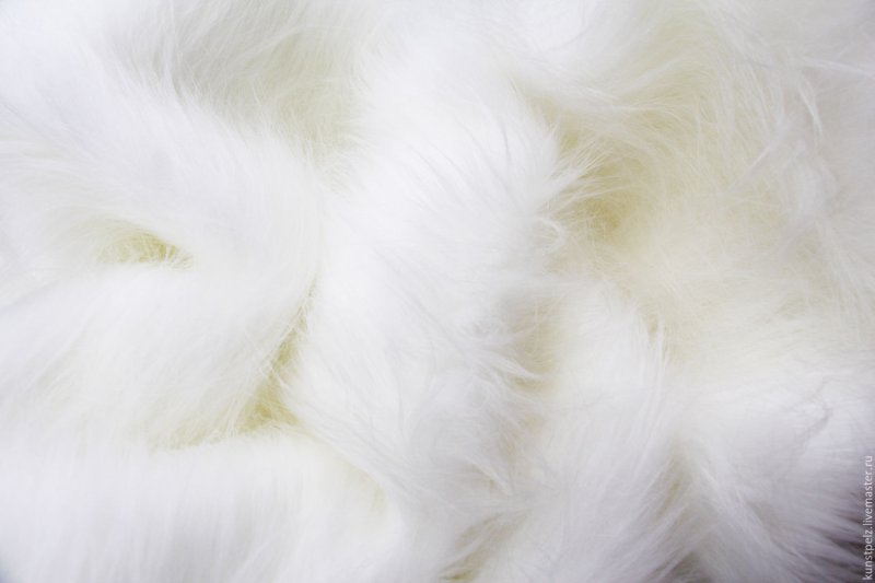 Белая мягкая ткань