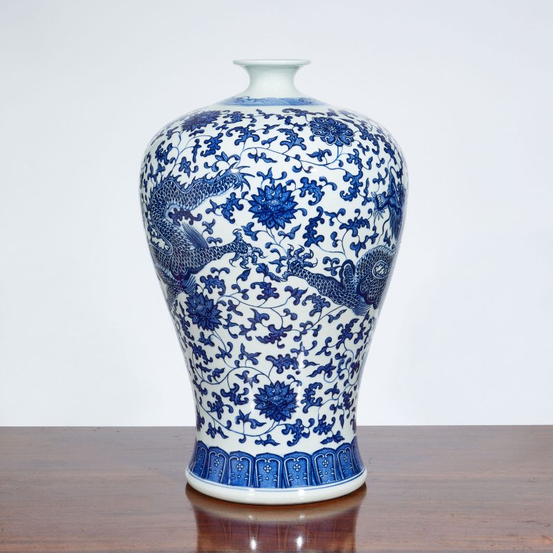 Ваза китайская фарфоровая