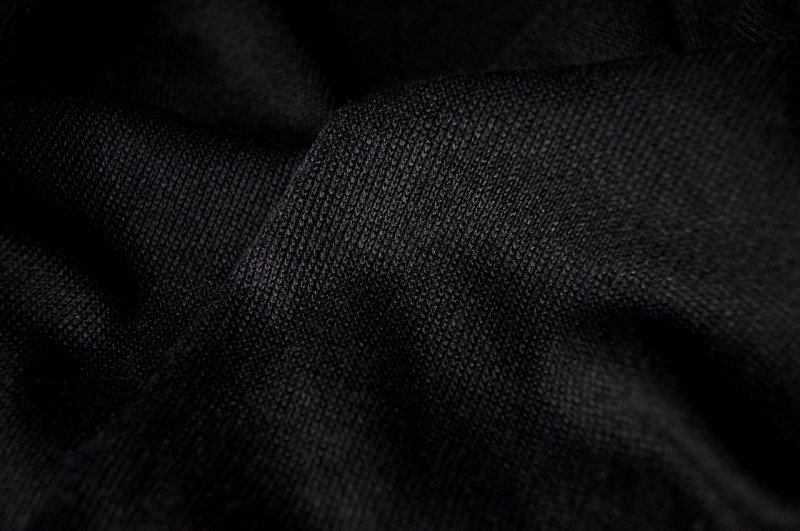 Черная ткань