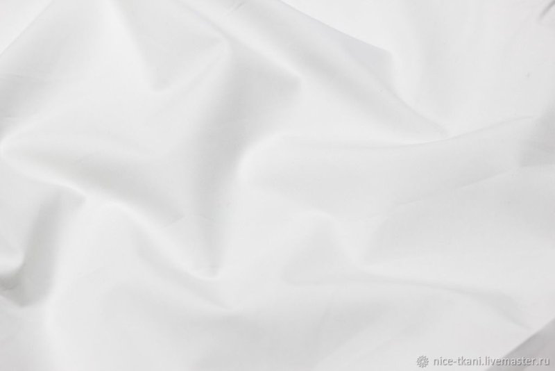 Белая ткань