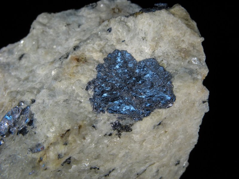 Молибденит минерал