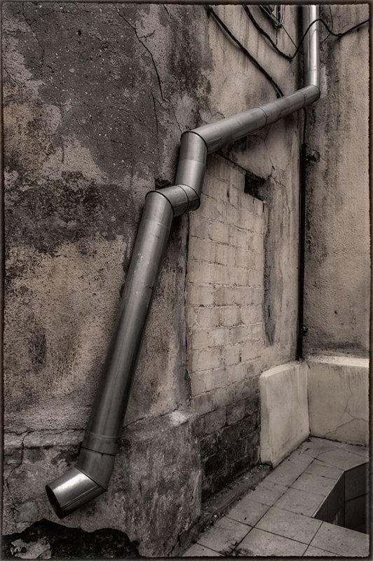 Слив водосточной трубы 19 века