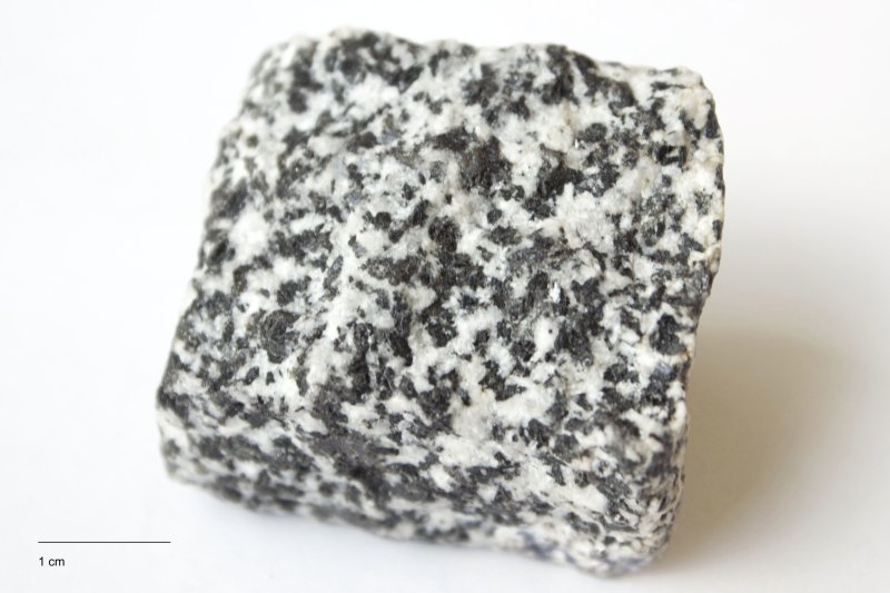 Минерал габбро- Диорит