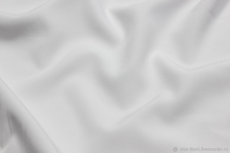 Белая ткань