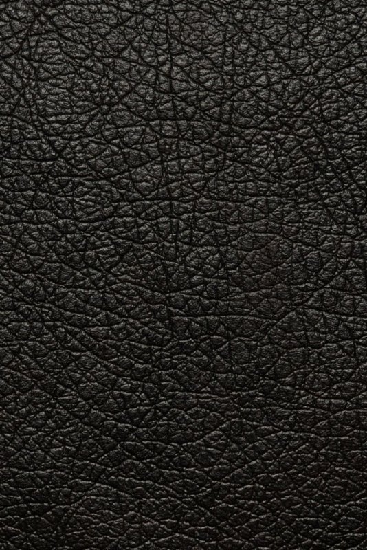 Черная кожа